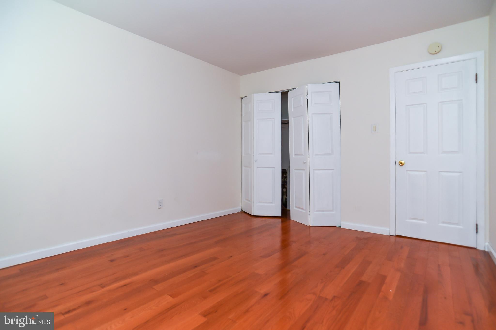 3850 Woodhaven Road, Unit 1011 Philadelphia, PA 19154 - Photo 14 of 17 Second Bedroom.