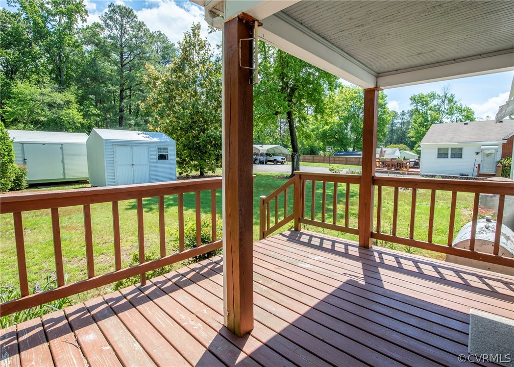 1917 Adkins Road Chesterfield, VA 23236 - Photo 6 of 22 Gallery Image 6
