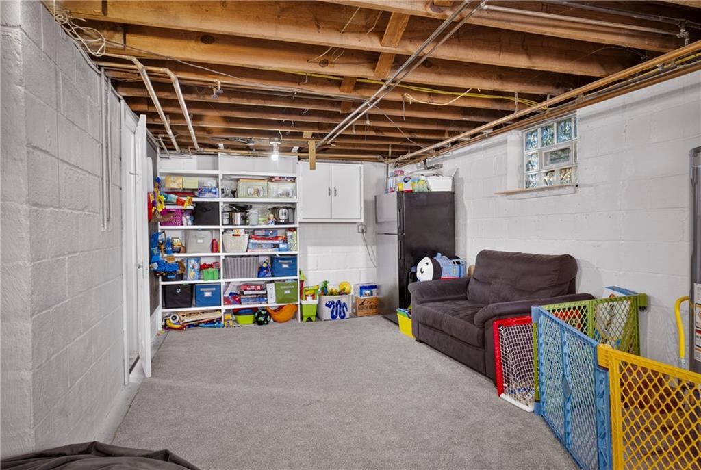 348 Vanadium Road Pittsburgh, PA 15243 - Photo 24 of 33 Gallery Image 24