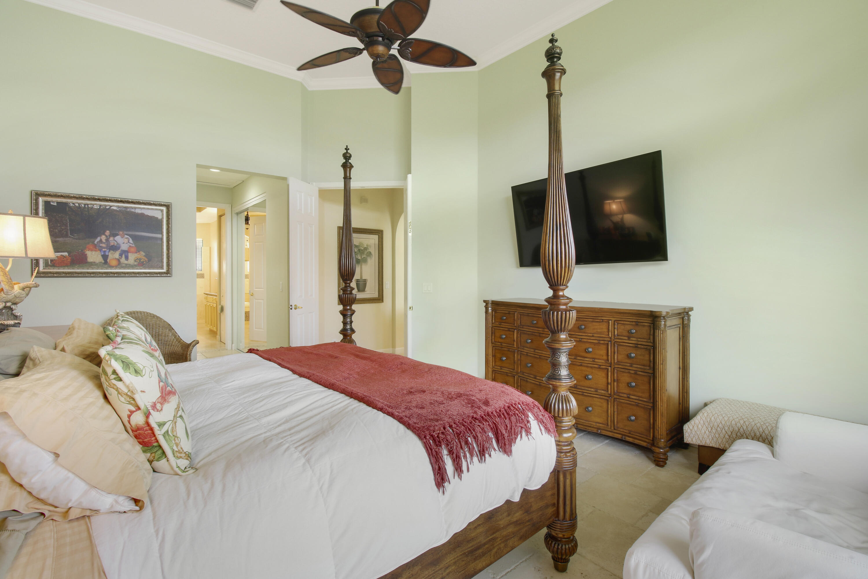 660 Southwest Yacht Basin Way Stuart, FL 34997 - Photo 18 of 39 Primary Bedroom