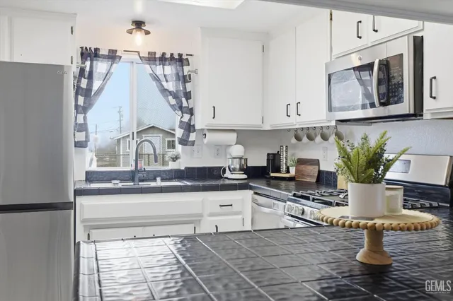 $369,900 | Undisclosed Address, Tehachapi, CA 93561