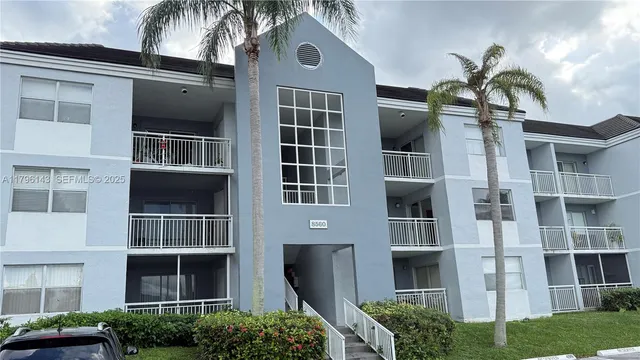 $259,000 | 8560 Southwest 212th Street, Unit 203, Cutler Bay, FL 33189