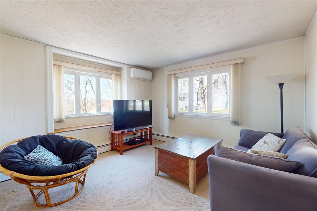 38 Hillcrest Road Waltham, MA 02451 - Photo 14 of 42