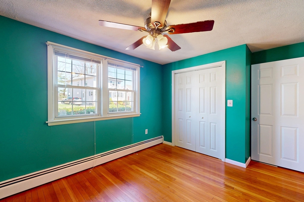 38 Hillcrest Road Waltham, MA 02451 - Photo 18 of 42