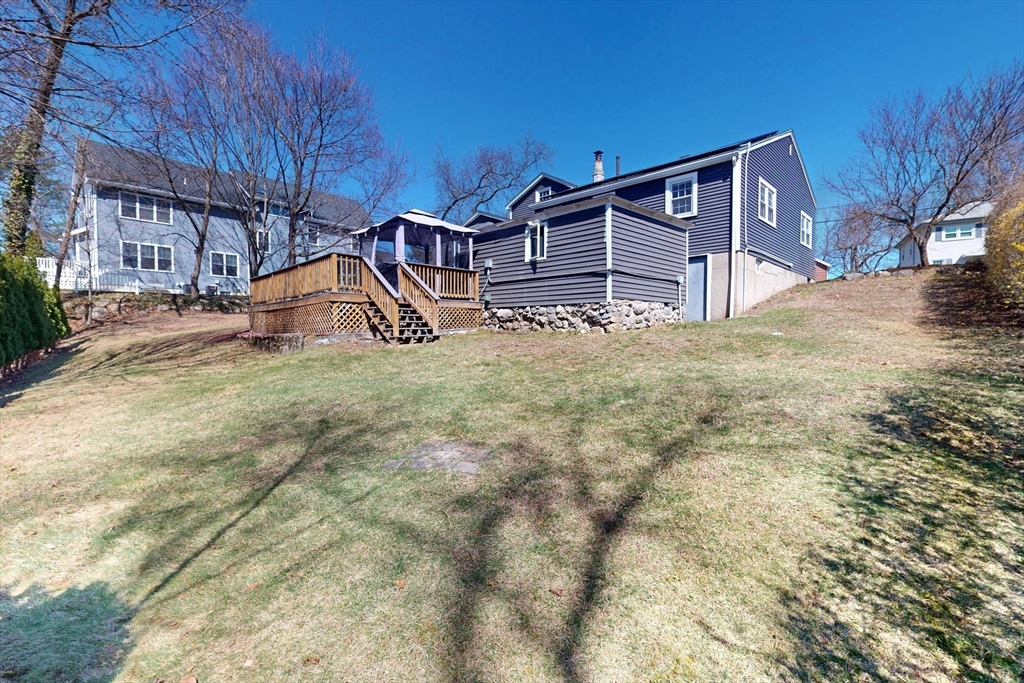 38 Hillcrest Road Waltham, MA 02451 - Photo 28 of 42