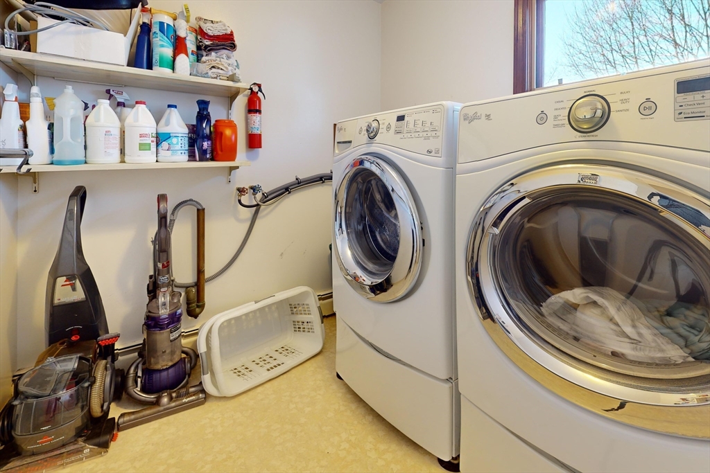 38 Hillcrest Road Waltham, MA 02451 - Photo 36 of 42