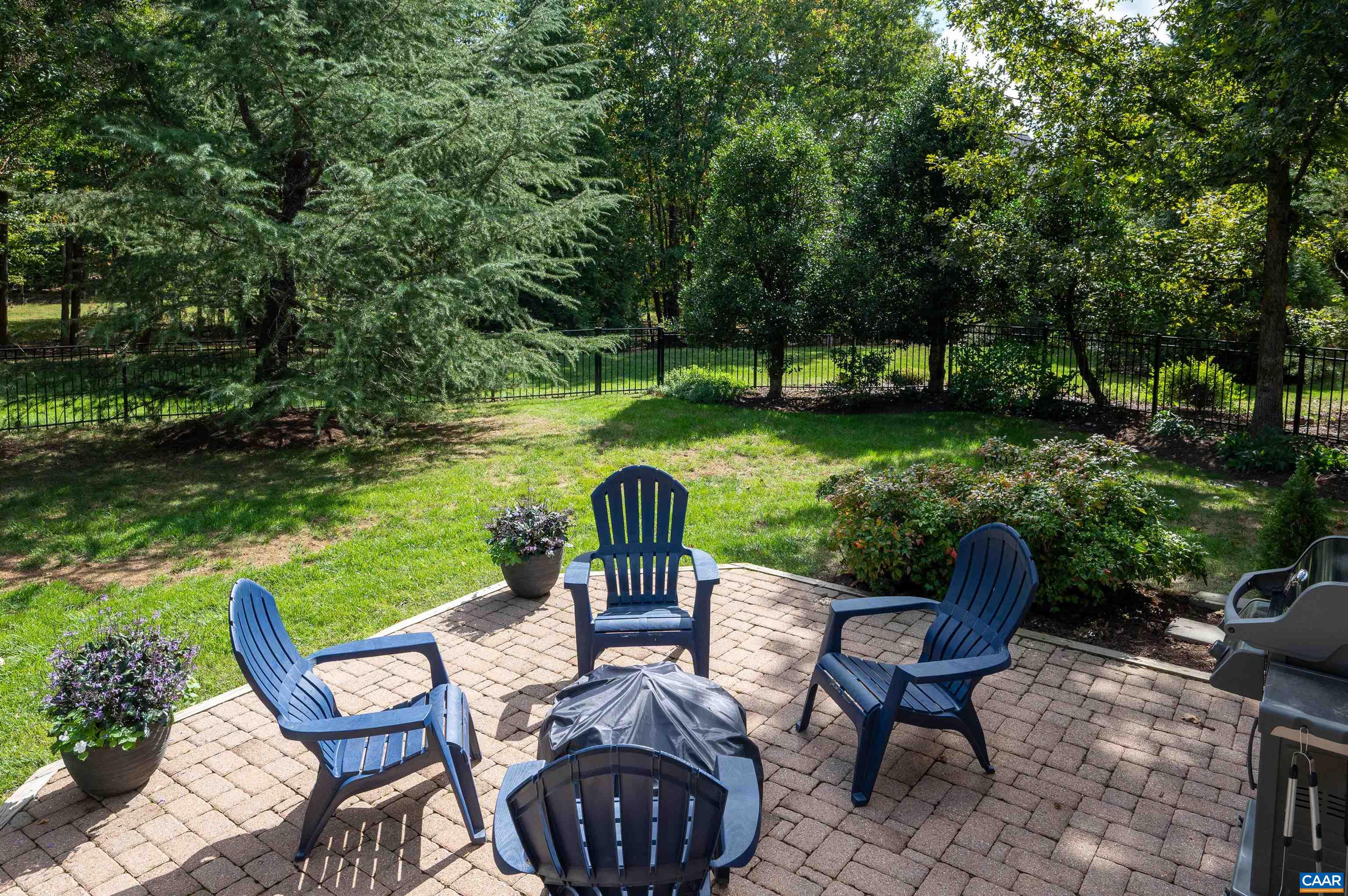 3422 Darby Road Keswick, VA 22947 - Photo 45 of 62 23 X 14 COBBLESTONE PATIO