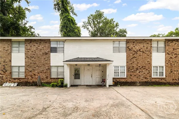 $750,000 | 9 Hampstead Avenue, Savannah, GA 31405