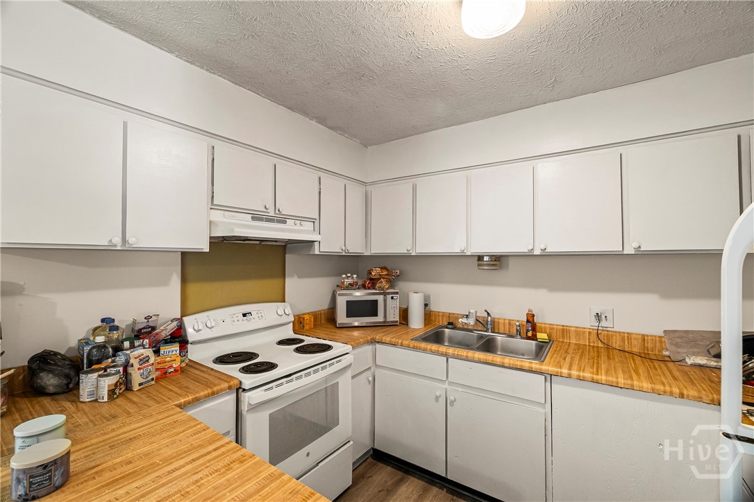 9 Hampstead Avenue Savannah, GA 31405 - Photo 17 of 39