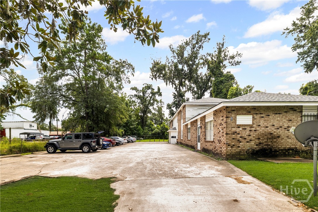 9 Hampstead Avenue Savannah, GA 31405 - Photo 4 of 39