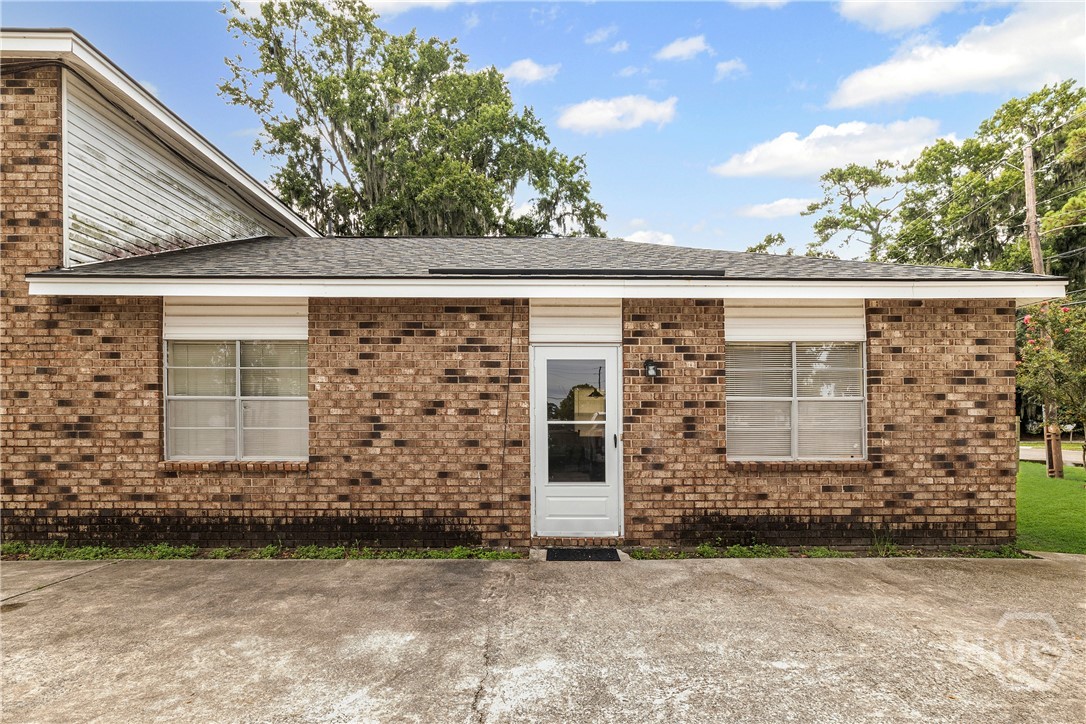 9 Hampstead Avenue Savannah, GA 31405 - Photo 8 of 39