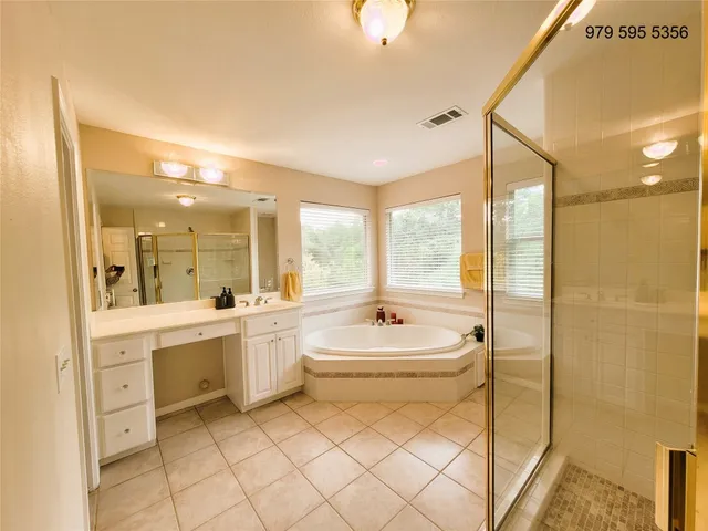 $3,400 | 8504 Young Lane, Austin, TX 78737