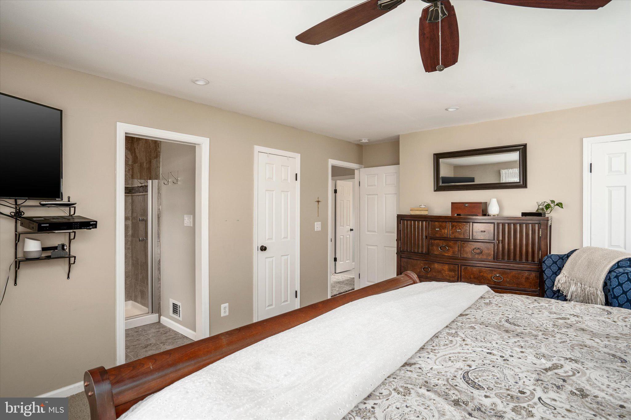 39 Ray Dwier Drive Hamilton, NJ 08690 - Photo 18 of 29