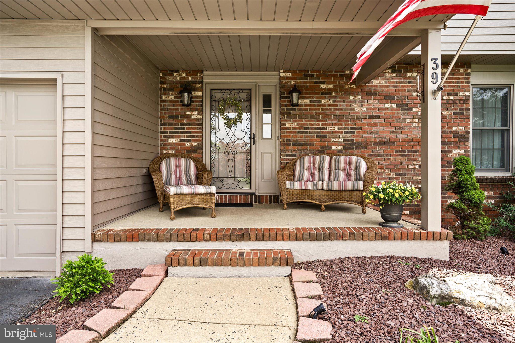 39 Ray Dwier Drive Hamilton, NJ 08690 - Photo 2 of 29