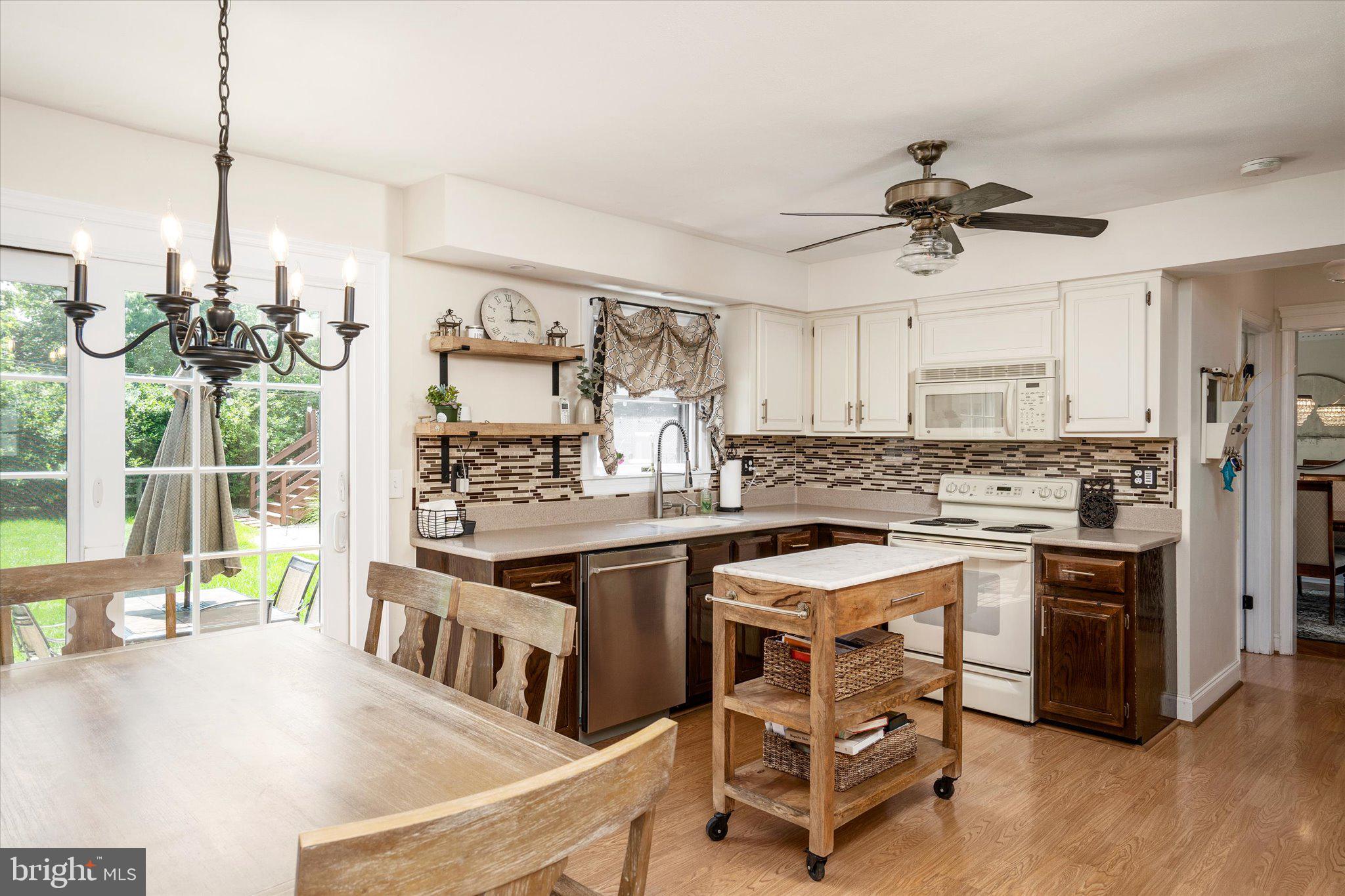 39 Ray Dwier Drive Hamilton, NJ 08690 - Photo 9 of 29