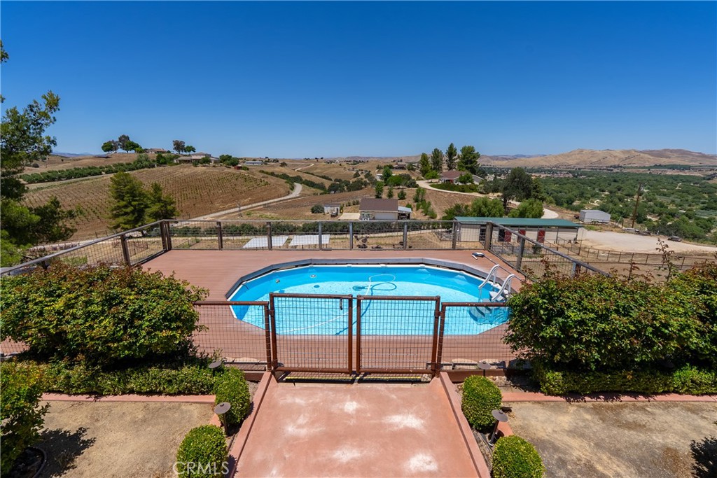 8580 Warren Road Paso Robles, CA 93446 - Photo 60 of 64