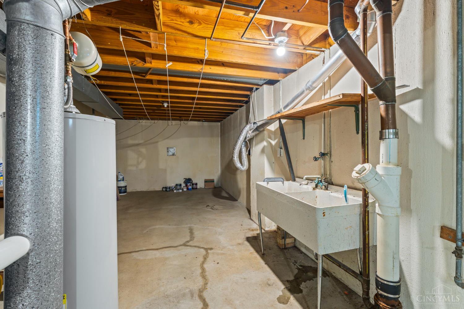 831 Compton Road Cincinnati, OH 45231 - Photo 49 of 65