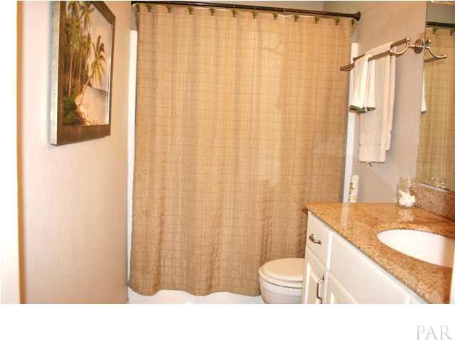 3925 Croydon Road Pensacola, FL 32514 - Photo 13 of 20 Hall Bath with granite and tile