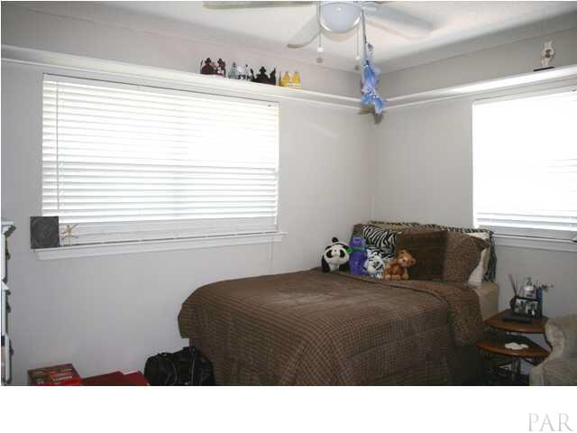 3925 Croydon Road Pensacola, FL 32514 - Photo 15 of 20 3rd Bedroom