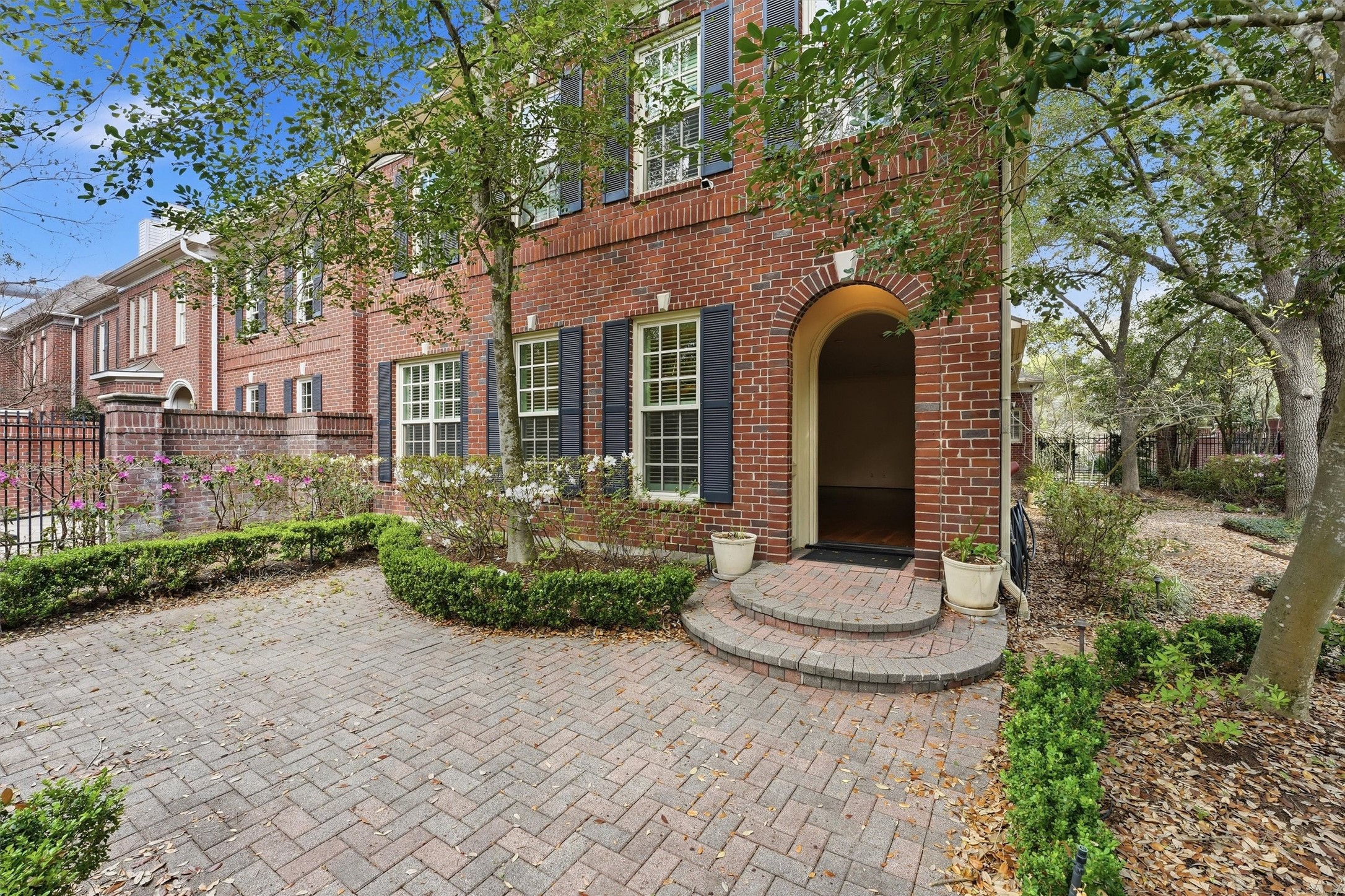 3210 Maroneal Street Houston, TX 77025 - Photo 2 of 28 a front view of a house with a yard