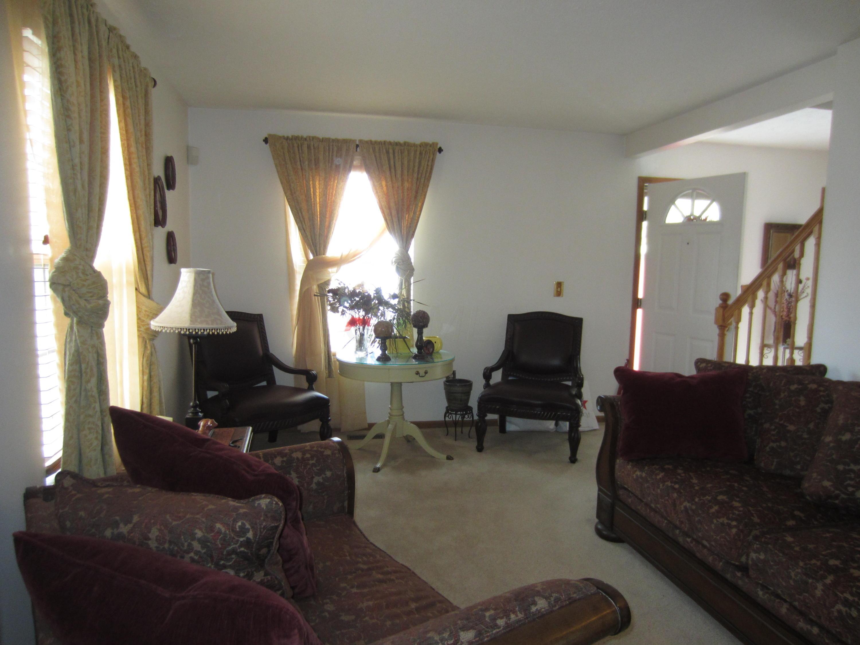 3420 Retriever Road Columbus, OH 43232 - Photo 3 of 31 Gallery Image 3