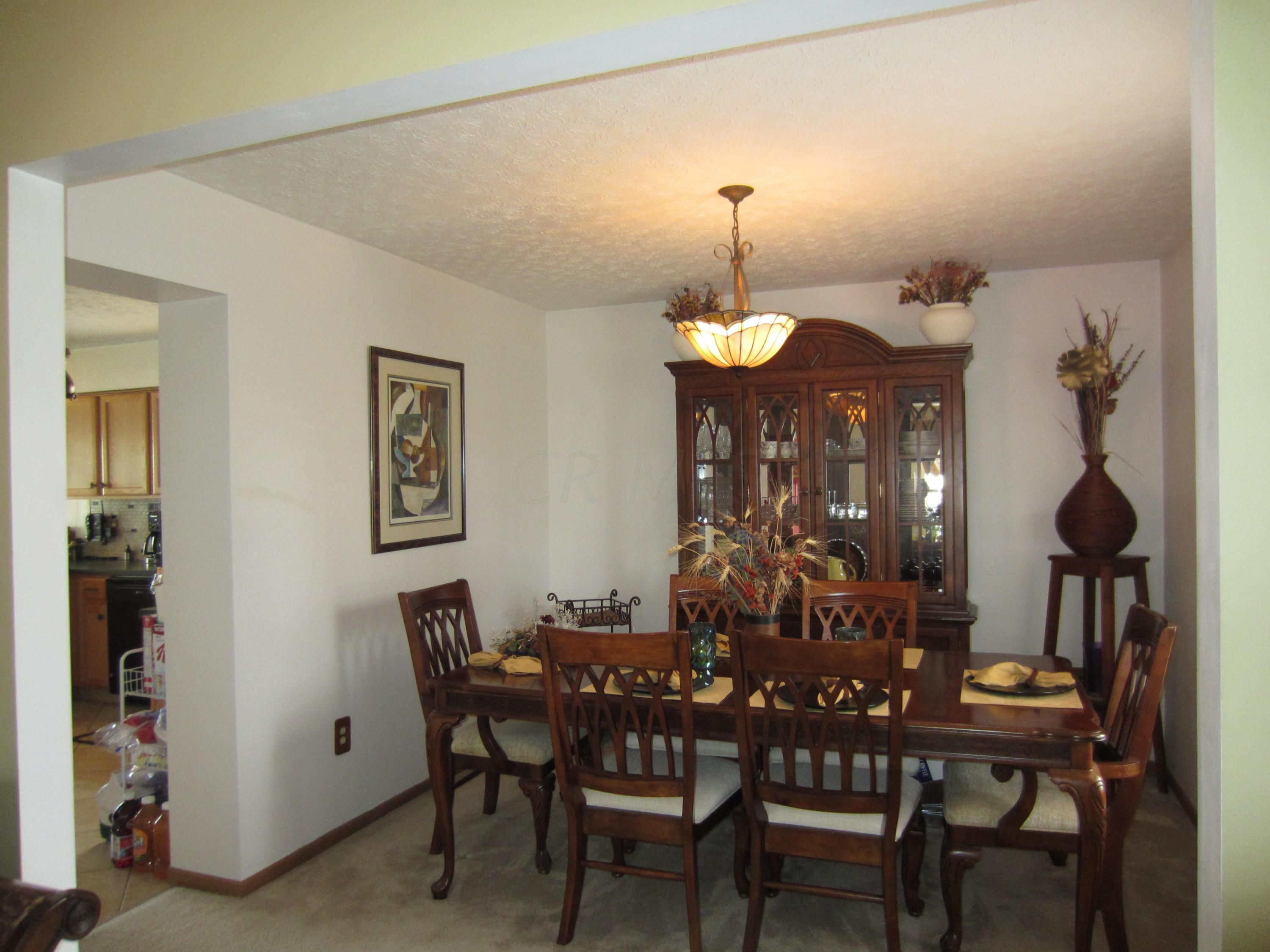 3420 Retriever Road Columbus, OH 43232 - Photo 5 of 31 Gallery Image 5