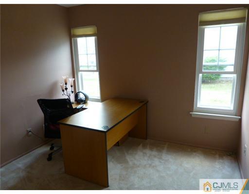 39 Rainford Road Edison, NJ 08820 - Photo 9 of 14
