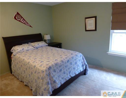 39 Rainford Road Edison, NJ 08820 - Photo 10 of 14