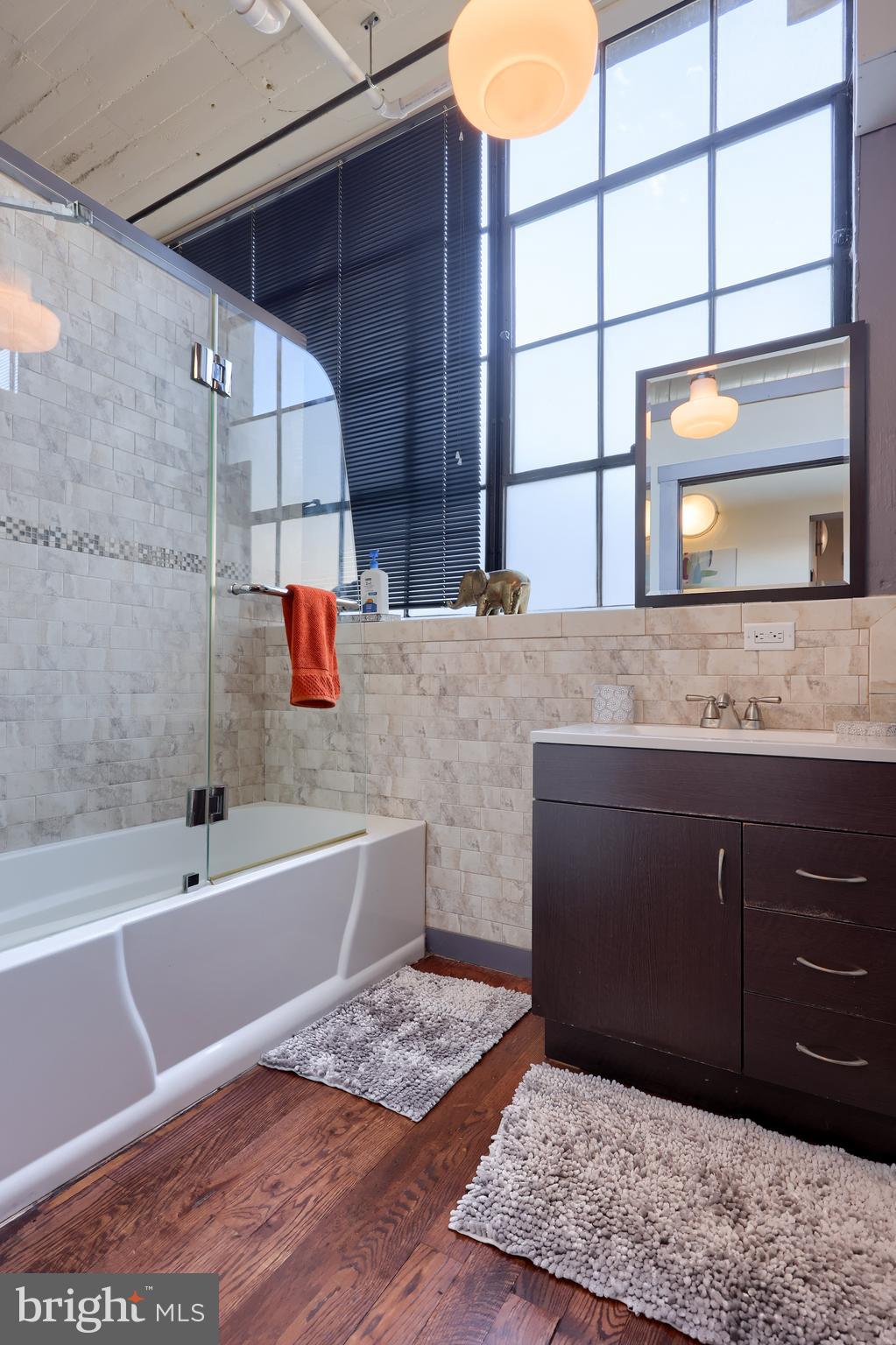 31 South Sterley Street, Unit 401 Reading, PA 19607 - Photo 31 of 52 Bathroom 2