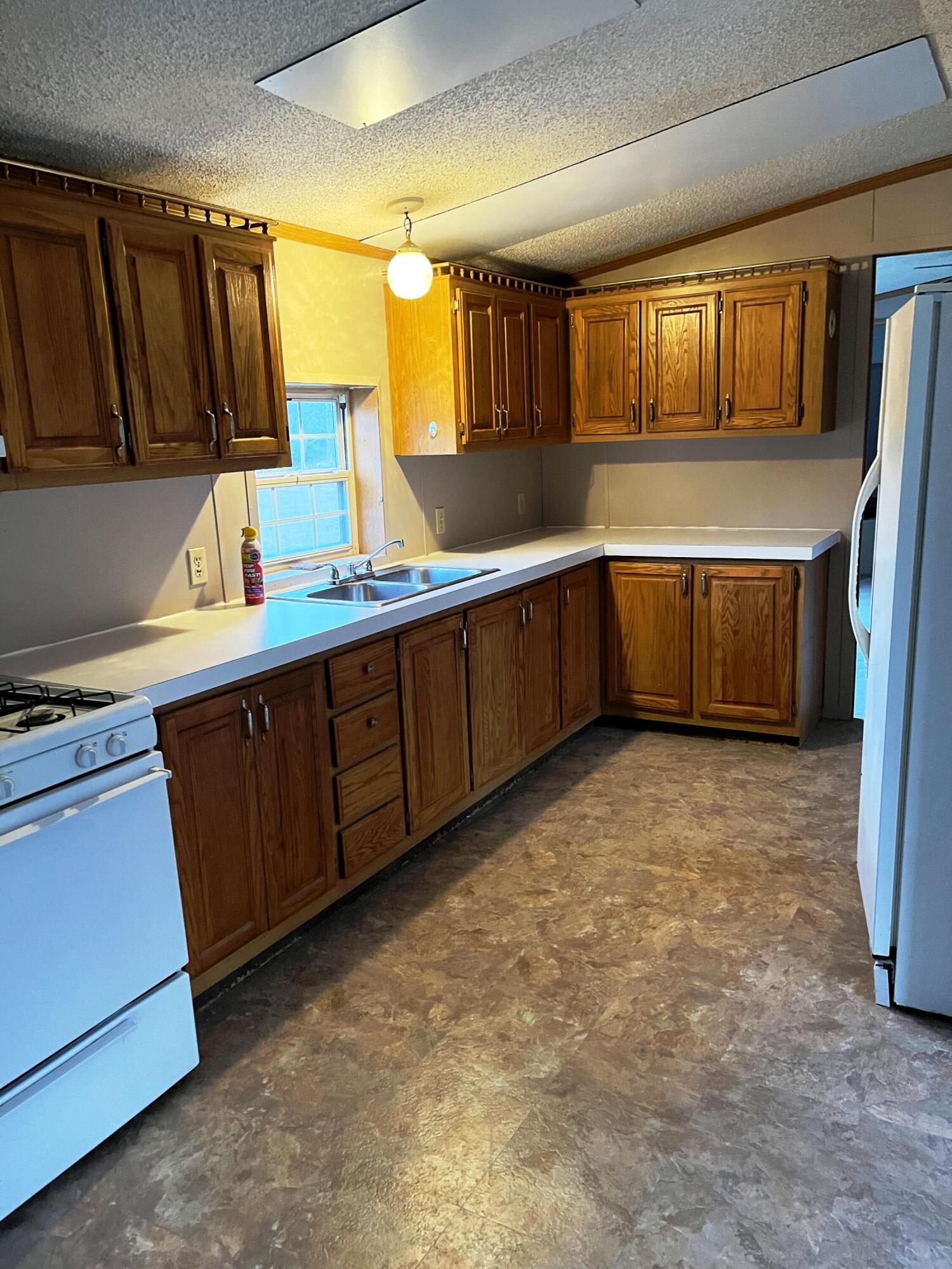 12377 McKinley Road Rodney, MI 49342 - Photo 5 of 10 IMG_1623