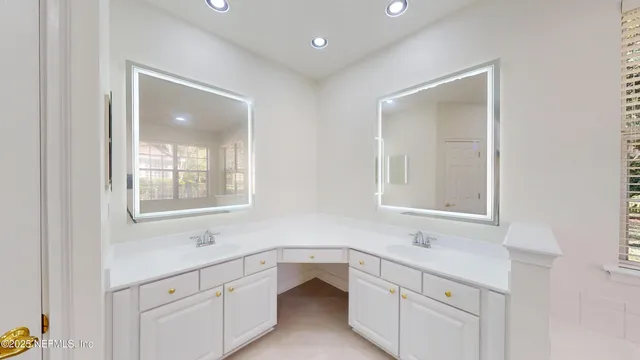 $3,900 | 10061 Vineyard Lake Road East, Jacksonville, FL 32256