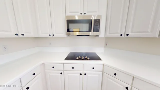 $3,900 | 10061 Vineyard Lake Road East, Jacksonville, FL 32256