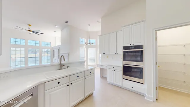 $3,900 | 10061 Vineyard Lake Road East, Jacksonville, FL 32256