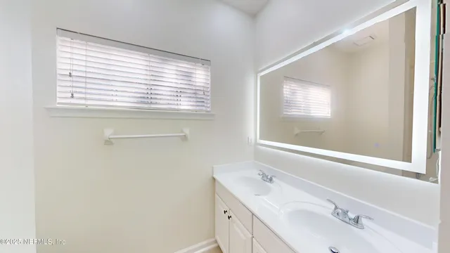 $3,900 | 10061 Vineyard Lake Road East, Jacksonville, FL 32256