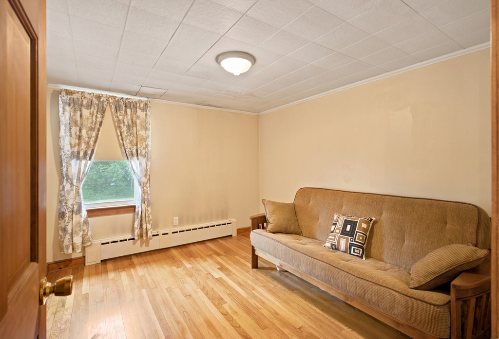 18 Gifford Road Westport, MA 02790 - Photo 12 of 28