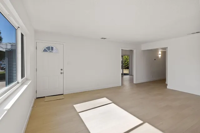 $375,000 | 3270 Nareb Street, Sacramento, CA 95838