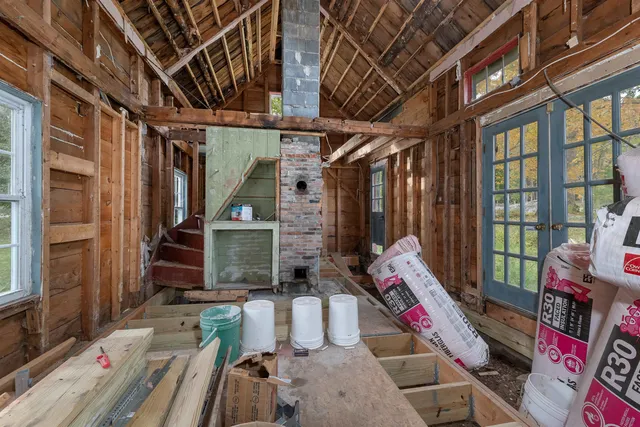 $349,000 | 42 College Road, Wolfeboro, NH 03894