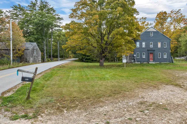 $349,000 | 42 College Road, Wolfeboro, NH 03894