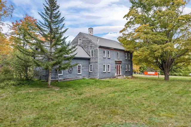 $349,000 | 42 College Road, Wolfeboro, NH 03894