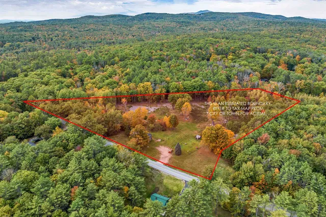 $349,000 | 42 College Road, Wolfeboro, NH 03894