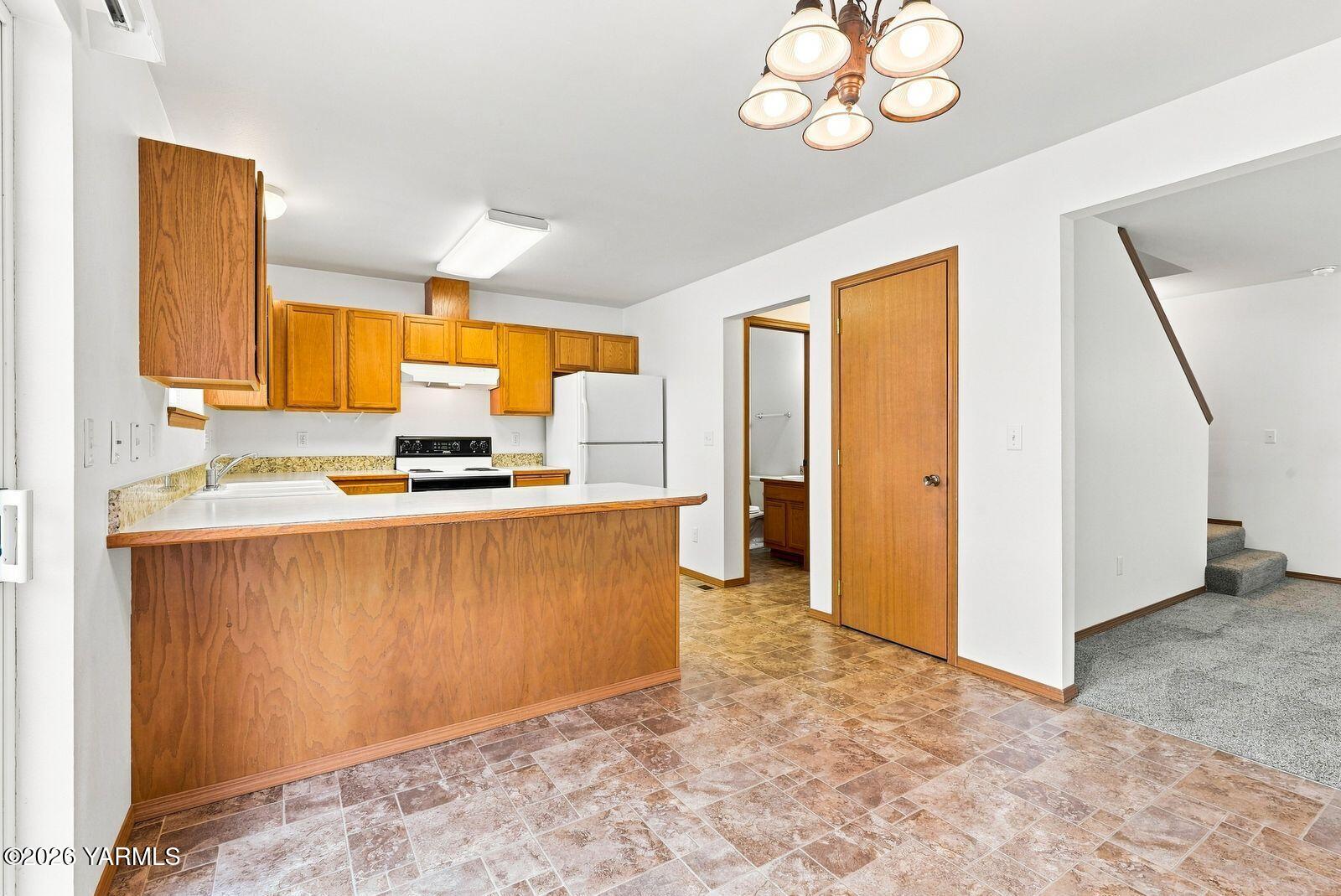 4209 Nola Loop Road Yakima, WA 98901 - Photo 15 of 36 4209 Nola Loop Rd 0028