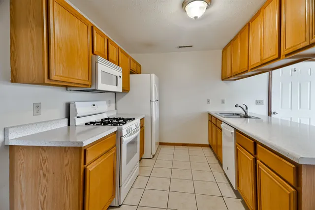 $144,900 | 13000 Primrose Place, Unit A, Poplar Grove, IL 61065