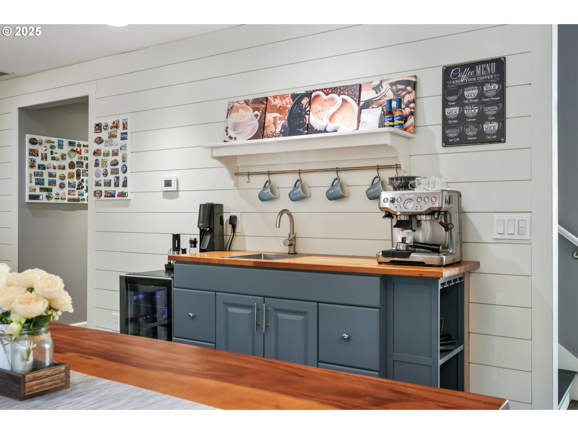 2418 Southwest Nebraska Street Portland, OR 97239 - Photo 11 of 37 Gallery Image 11