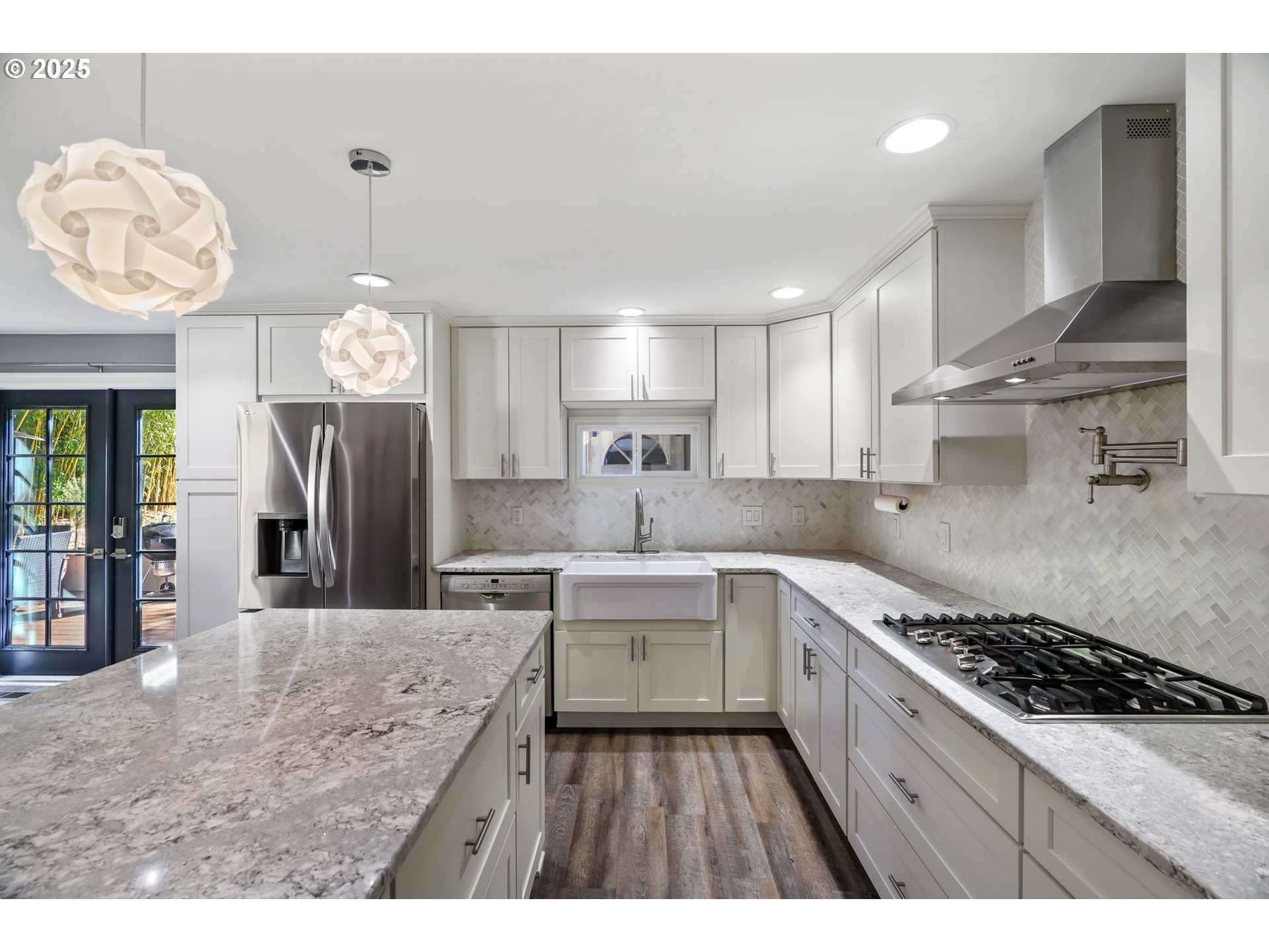 2418 Southwest Nebraska Street Portland, OR 97239 - Photo 13 of 37 Gallery Image 13