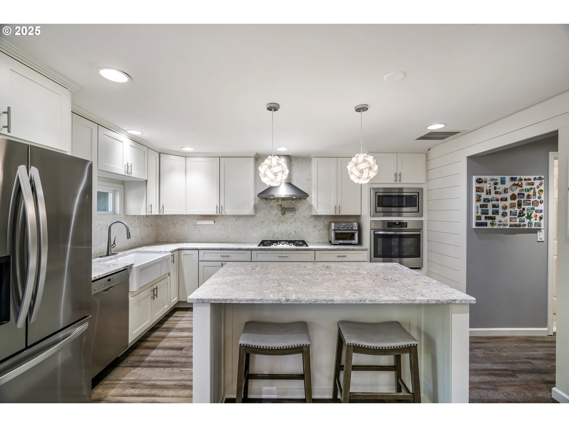 2418 Southwest Nebraska Street Portland, OR 97239 - Photo 15 of 37 Gallery Image 15