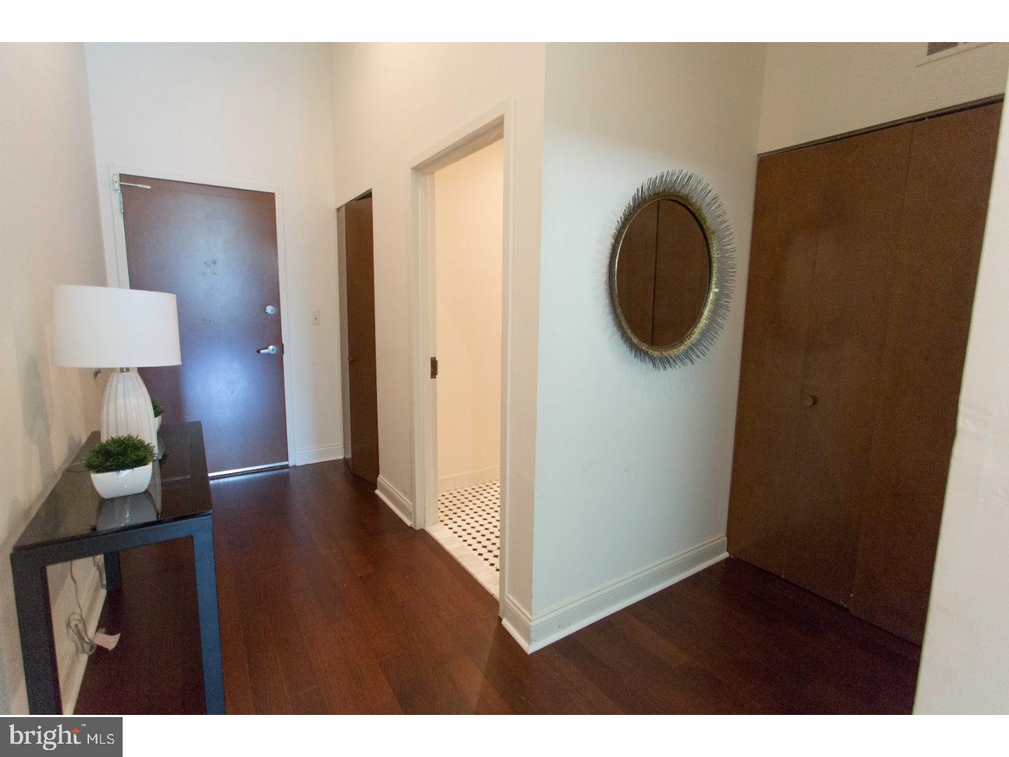 2121 Market Street, Unit 515 Philadelphia, PA 19103 - Photo 9 of 25