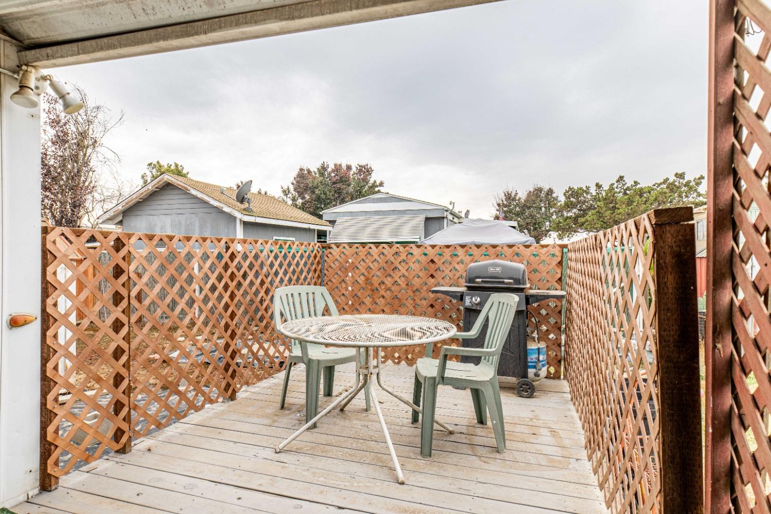 4449 South Carpenter Road, Unit D2 Modesto, CA 95358 - Photo 18 of 26 a view of a outdoor seating area