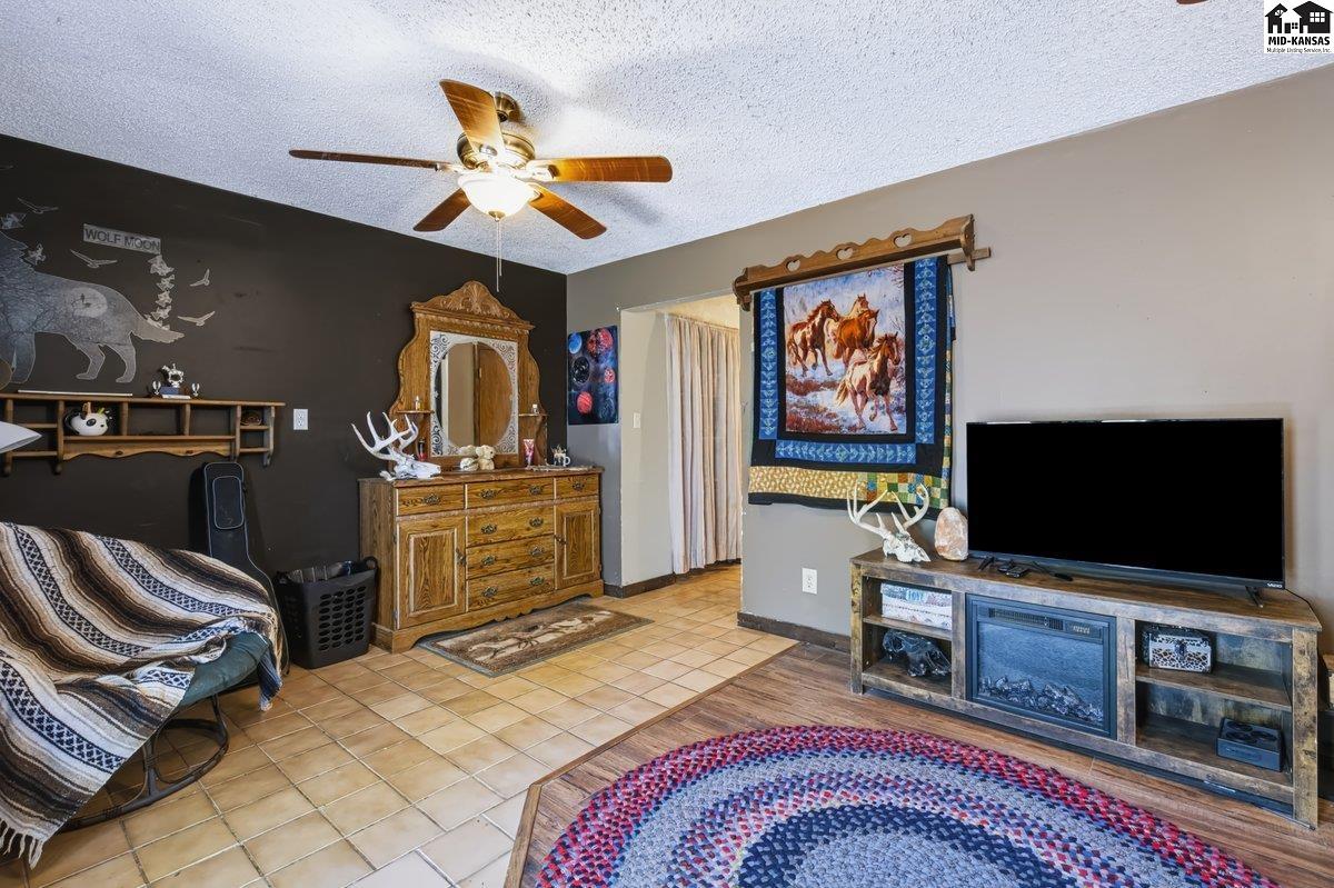 23618 South Dean Road Pretty Prairie, KS 67570 - Photo 17 of 25 Gallery Image 17