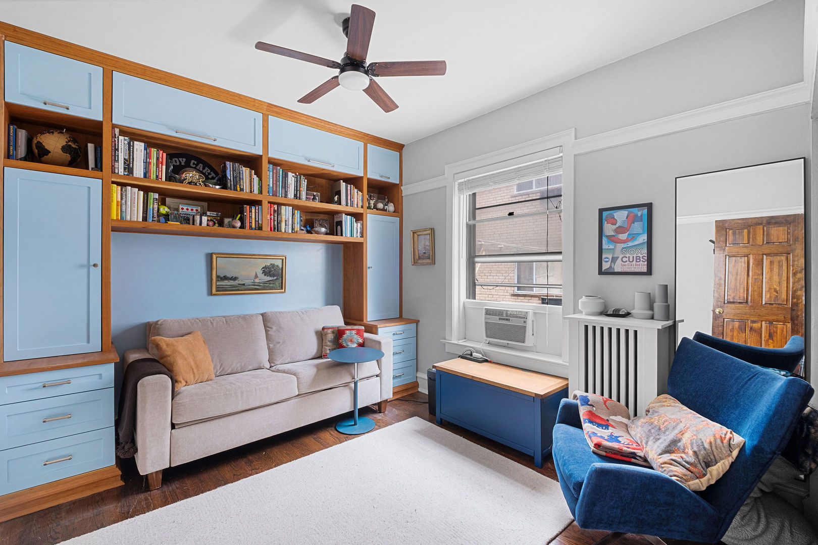3749 North Pine Grove Avenue, Unit 3 Chicago, IL 60613 - Photo 19 of 33 Gallery Image 19