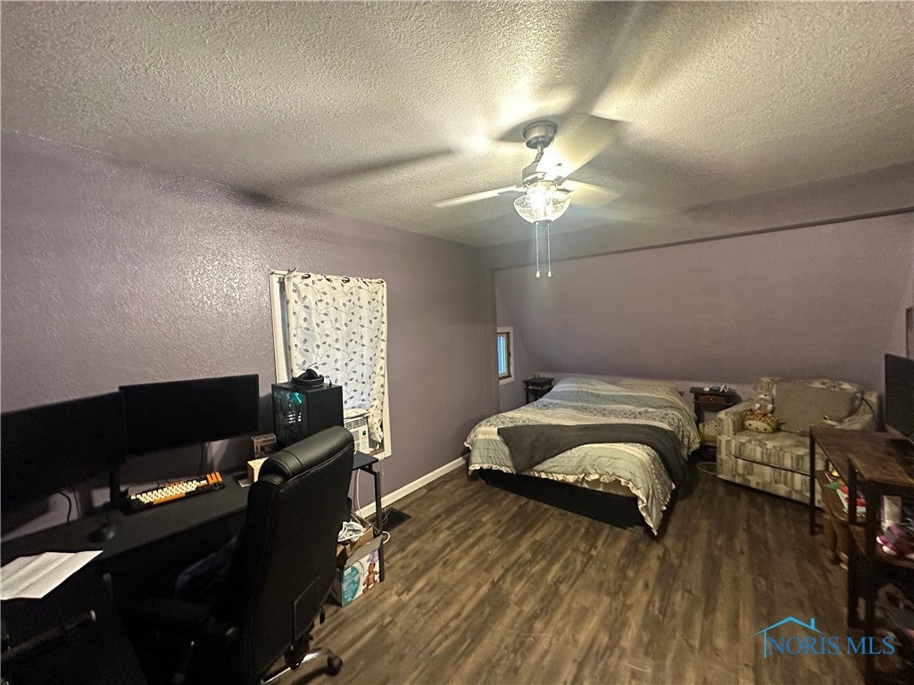 1102 Cresceus Road Oregon, OH 43616 - Photo 11 of 17 Gallery Image 11